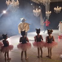 UARHANI - Presentación